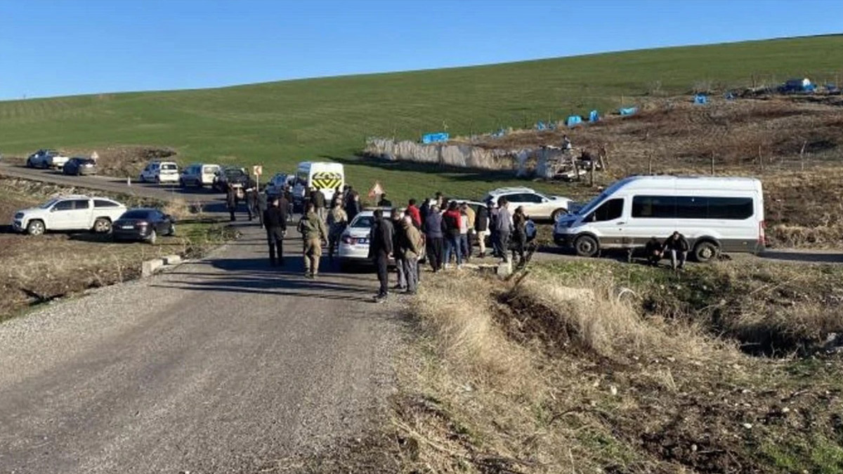 Diyarbakır'da facianın eşiğinden dönüldü: 8'i öğrenci, 9 yaralı...