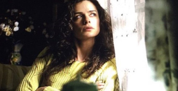 Özge Özpirinçci'nin yeni dizisi belli oldu