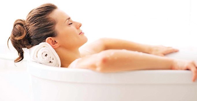 Küvette uzanarak kilo verin