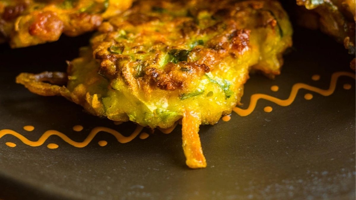 Pırasa yemeyen eşiniz bile tabağı sıyıracak! Bu tarif pırasa girmeyen eve kilo kilo pırasa aldırıyor