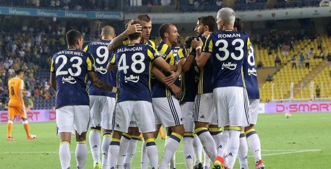 Başakşehir-Fenerbahçe maçı muhtemel 11'leri