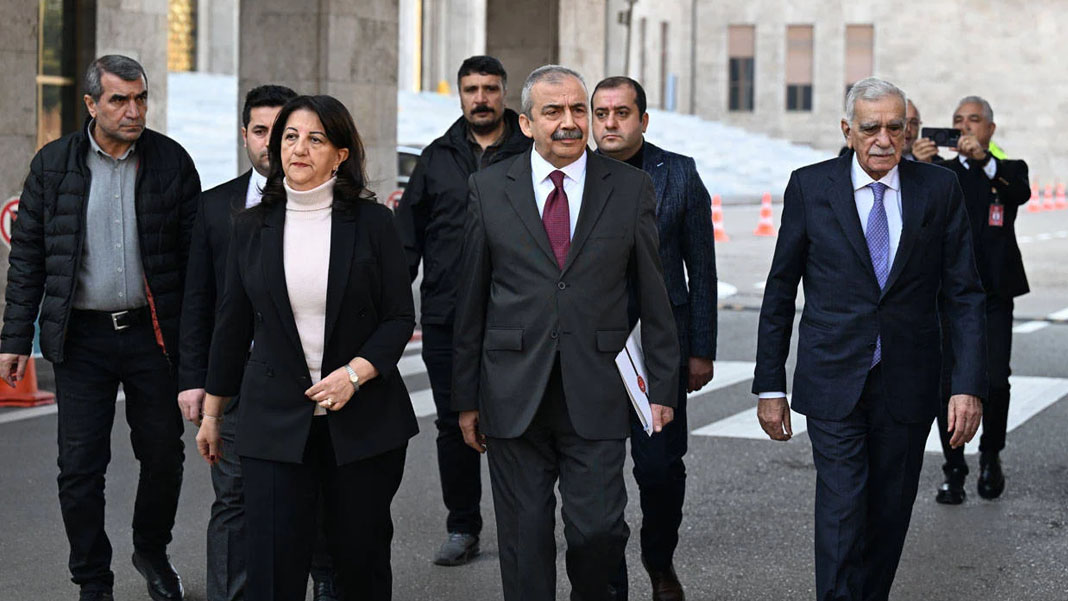 DEM'in İmralı ziyareti sonrası AK Parti'yle kritik görüşmesi başlıyor