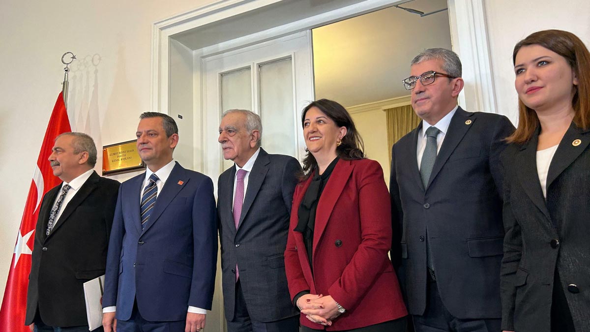 CHP-DEM Parti görüşmesi başladı