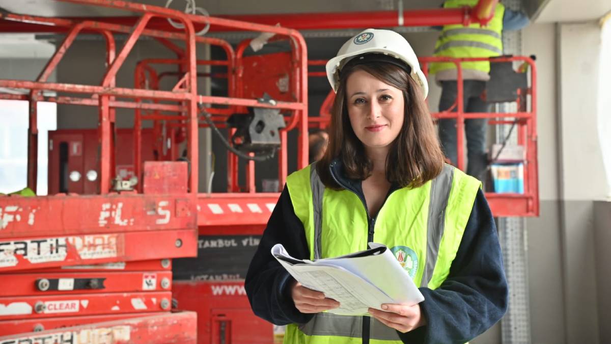 Katlı otopark açılış için gün sayıyor