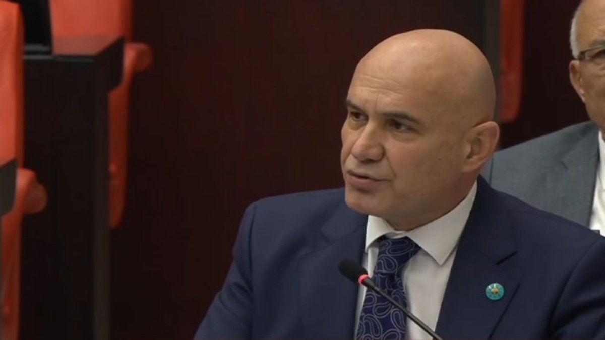 Turhan Çömez: Teröristbaşından medet uman bir dili reddediyoruz