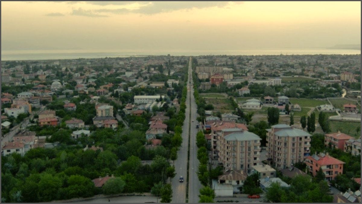 Türkiye'nin en uzunu dünyanın en uzun ikinci caddesi! Ne İstanbul, ne Ankara ne de İzmir'de...