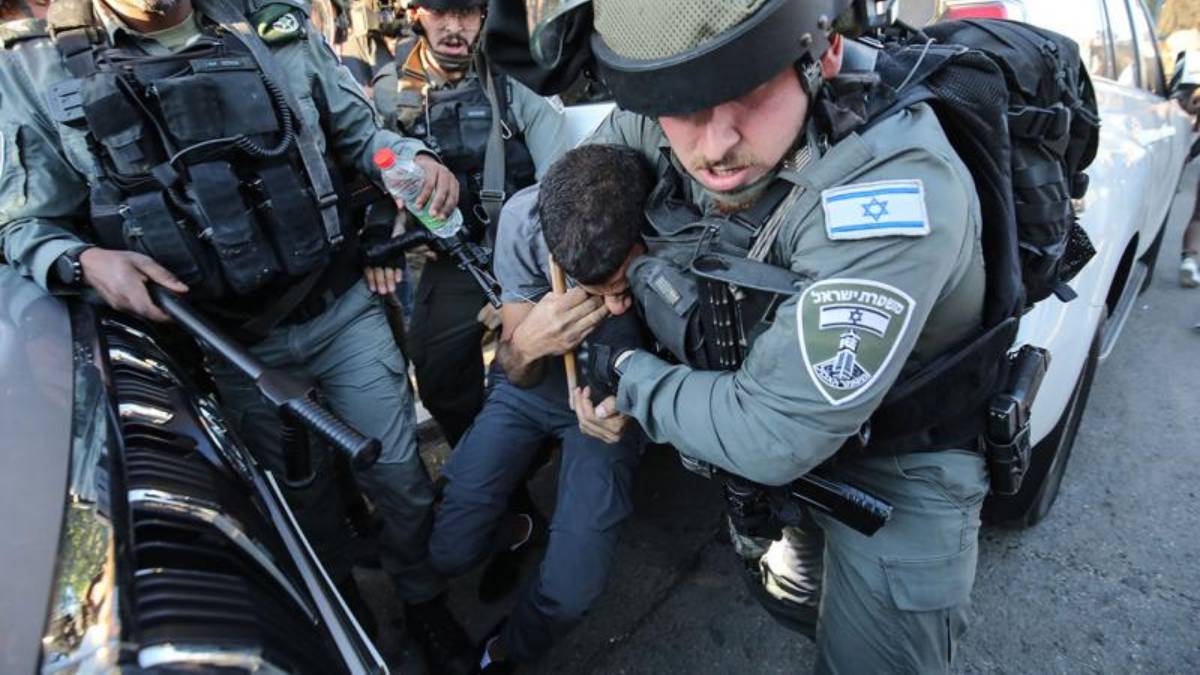 İsrail ordusu Batı Şeria'da 45 Filistinliyi gözaltına aldı