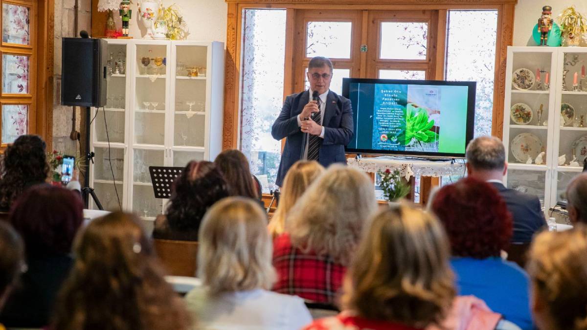 Başkan Tugay’dan “şeker” gibi destek