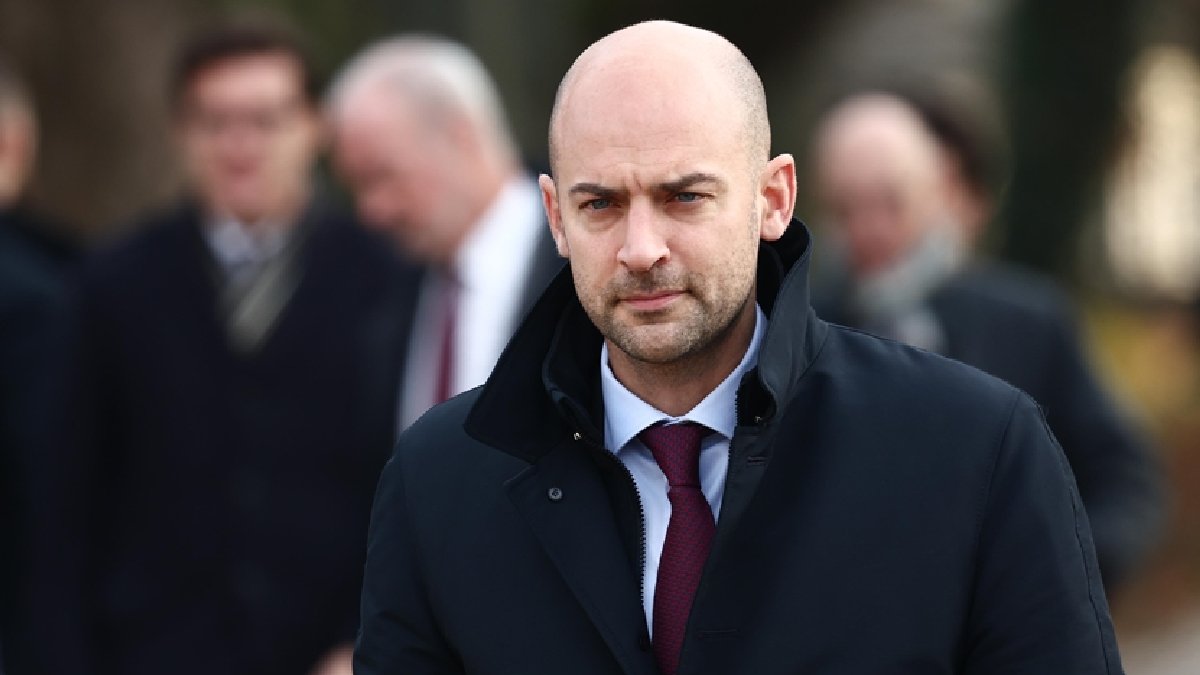 Fransız bakan Barrot’tan Trump’a ‘Grönland’ yanıtı: AB, sınırlarına saldırıya izin vermeyecek