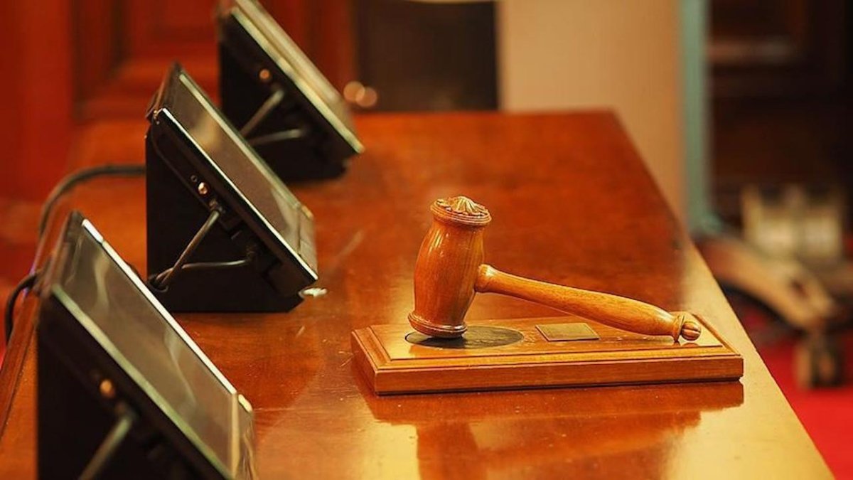 İran'da İsviçreli bir vatandaş casusluk suçlamasıyla tutuklanmıştı: Gözaltı merkezinde intihar etti