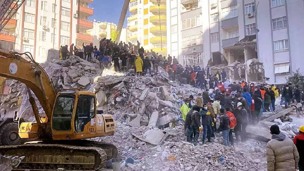 Hasan Alpargün Apartmanı davası: 3 kamu görevlisine soruşturma izni