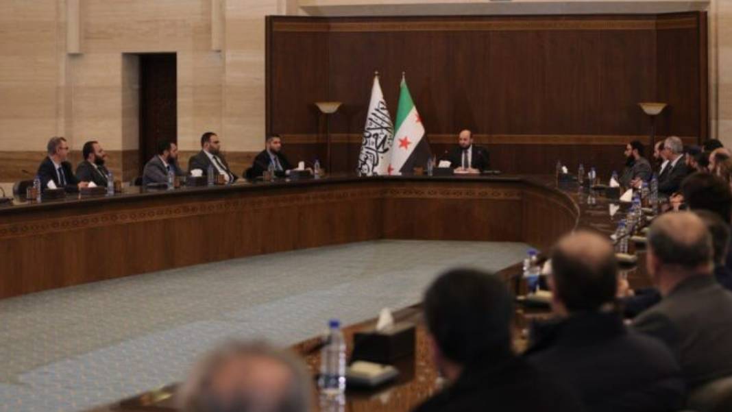 Yeni Suriye’nin geleceğinde kim söz sahibi olacak?  WSJ: Arap ülkeleri ile Türkiye arasında nüfuz savaşı