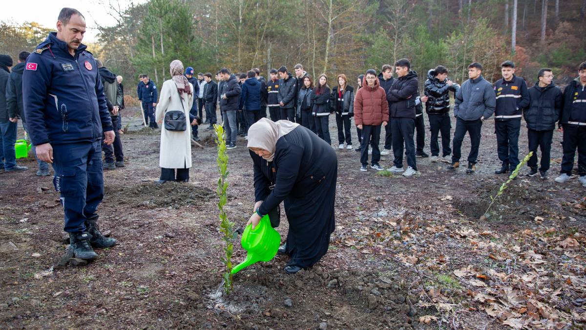 Büyükşehir’den kahraman itfaiyecilerin anısına hatıra ormanı