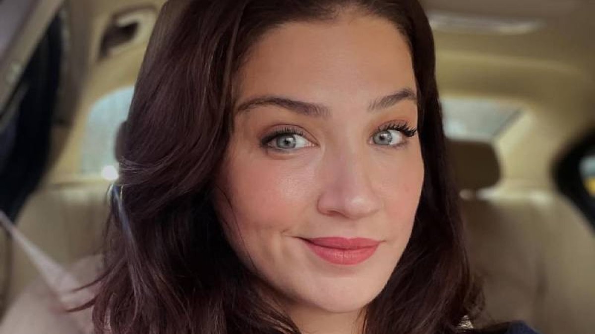 Ceren Benderlioğlu 'Eşref Rüya' dizisi kadrosunda