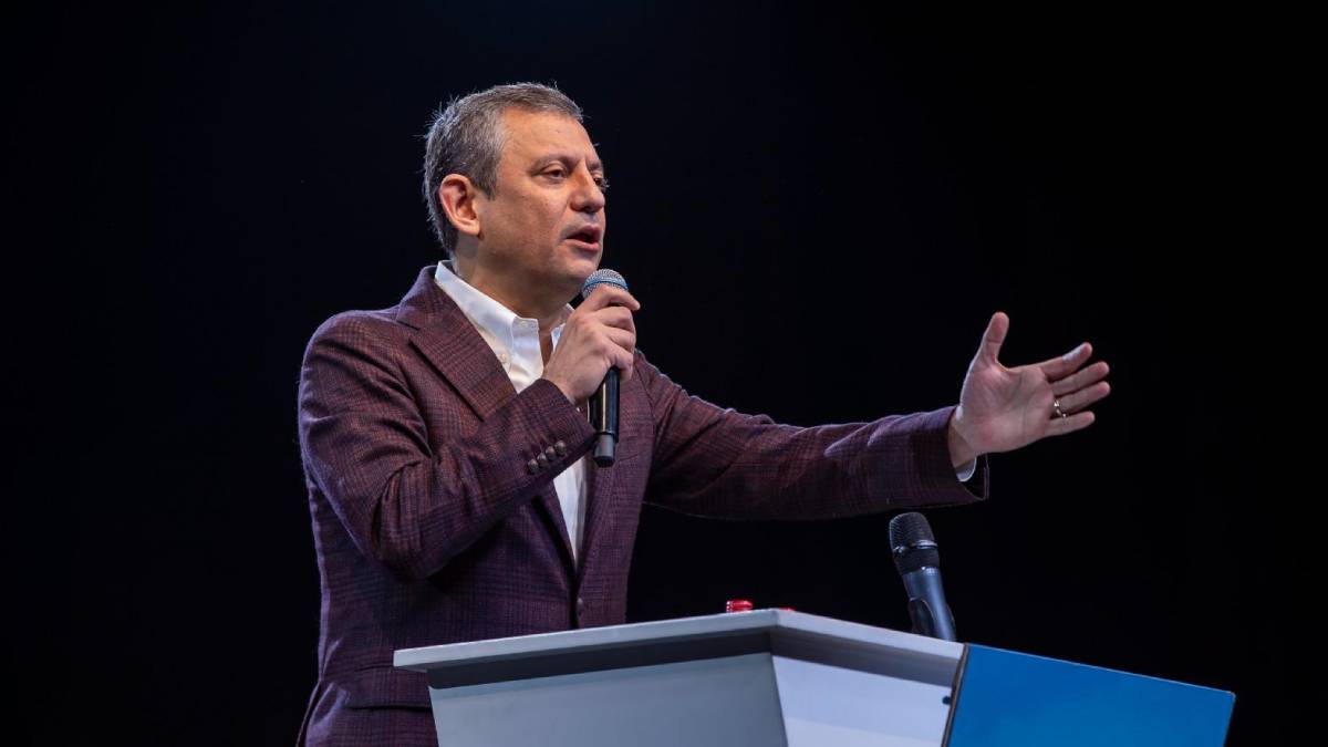 Genel Başkan Özel: İzmir biziz, biz İzmir’iz