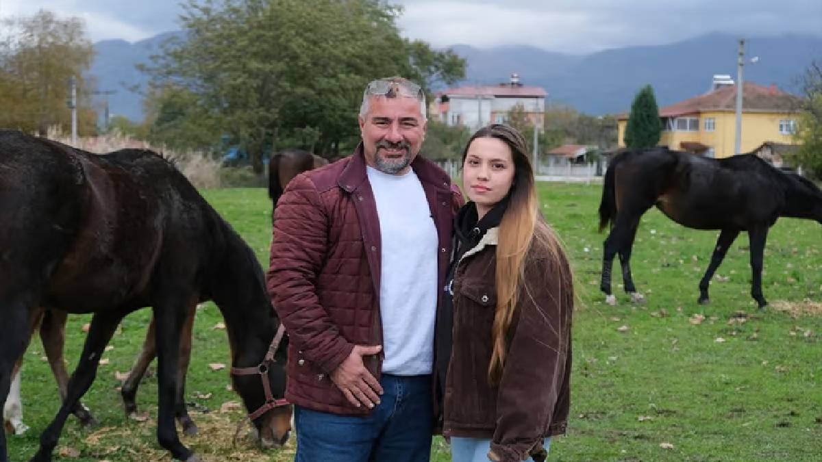 Kızları sevsin diye aldı kendisi daha çok sevdi! Hobi olarak başladı sevgisi çiftlik oldu! 300 tanesinin 160’ının derecesi var