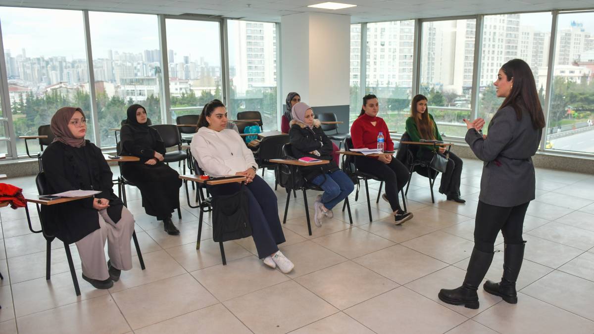 Eğitimle güçlenen kadınlar bu kursta geleceklerine yön veriyor