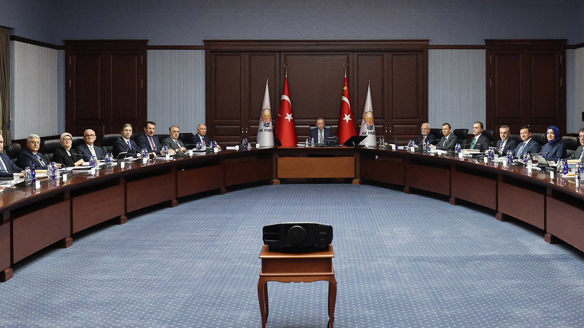 AK Parti MKYK, Erdoğan başkanlığında toplandı