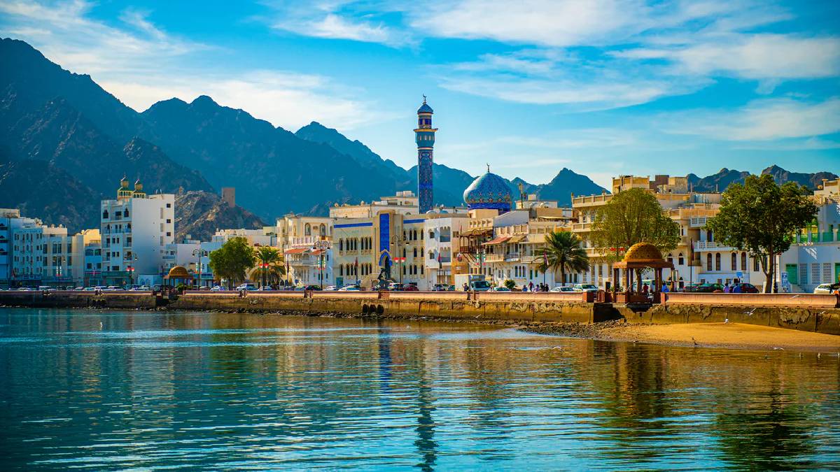 Kışı yaz geçirmek isteyen Simbat’ın memleketine koşuyor! Sıcak iklim, zengin tarih! Masal diyarına hoşgeldiniz