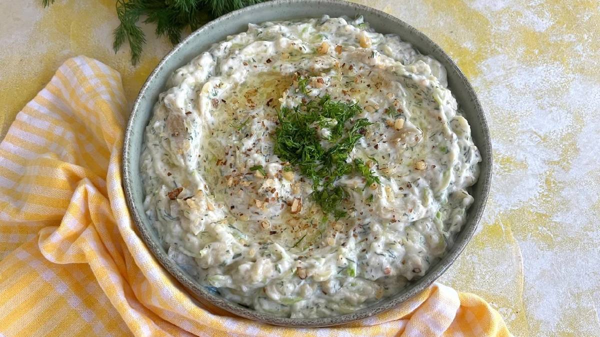 Türkleri bile kıskandıran salata! İçi sebze kaynıyor dışı sos! İşte İspanyolların meşhur salatası…