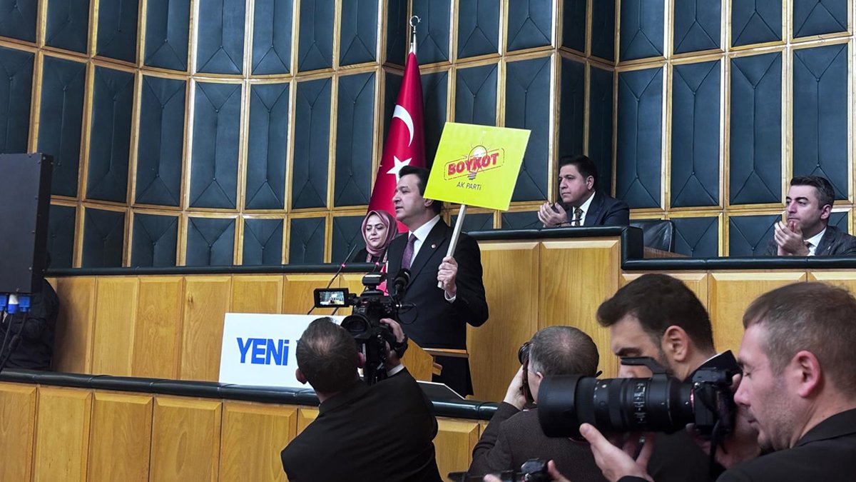 Yeni Yol Partisi'nin ilk grup toplantısında Arıkan söz aldı: Milletimizi AK Parti'yi boykot etmeye çağırıyorum