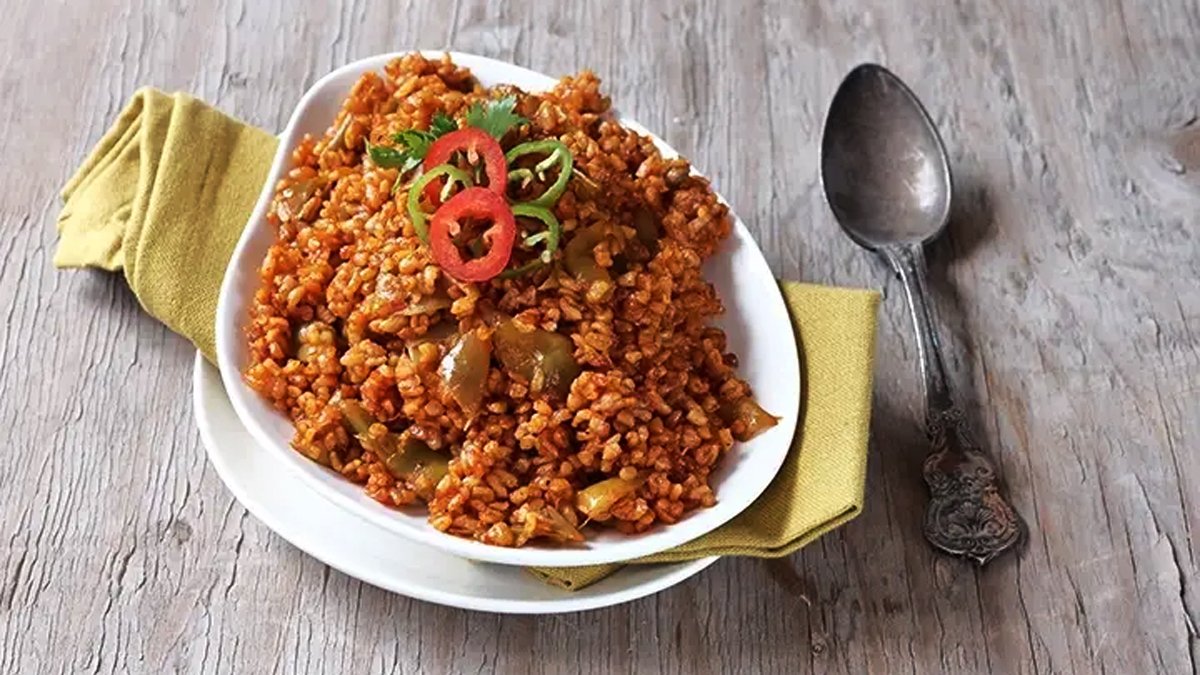 Böyle denemeyen bulgur pilavı yedim demesin! Pirinç pilavın papucunu dama atacak! Lokantaların 40 yıllık tarifi