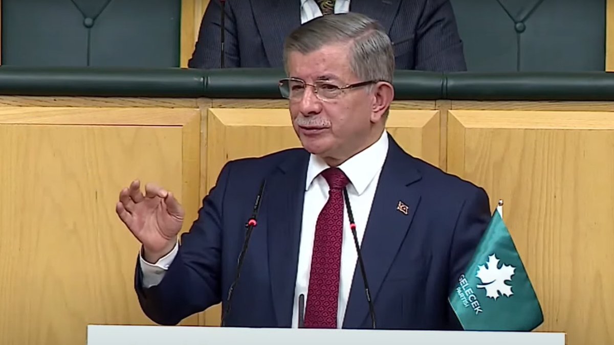 Yeni Yol Partisi'nin ilk grup toplantısında Davutoğlu söz aldı: İktidar ve ana muhalefete meydan okuduk