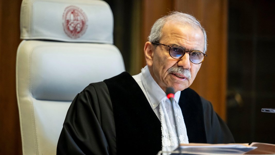 Lübnan'da yeni Başbakan Selam hükümeti kurmak için görüşmelere başlıyor