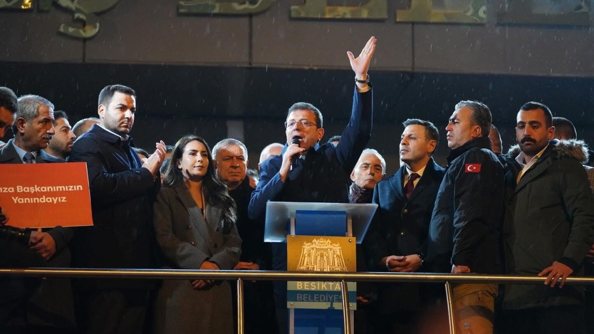 İmamoğlu'ndan çok sert Rıza Akpolat tepkisi: Onayın cezamı milleti rahat bırakın