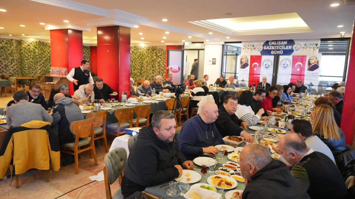 Başkan Deveciler gazetecileri ağırladı