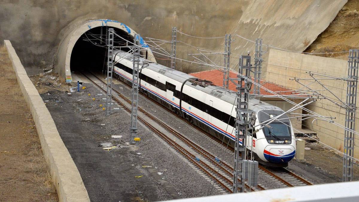 Ankara-İzmir Hızlı Tren Projesi 12 yıldır bitirilemedi: Maliyeti 19 kat arttı