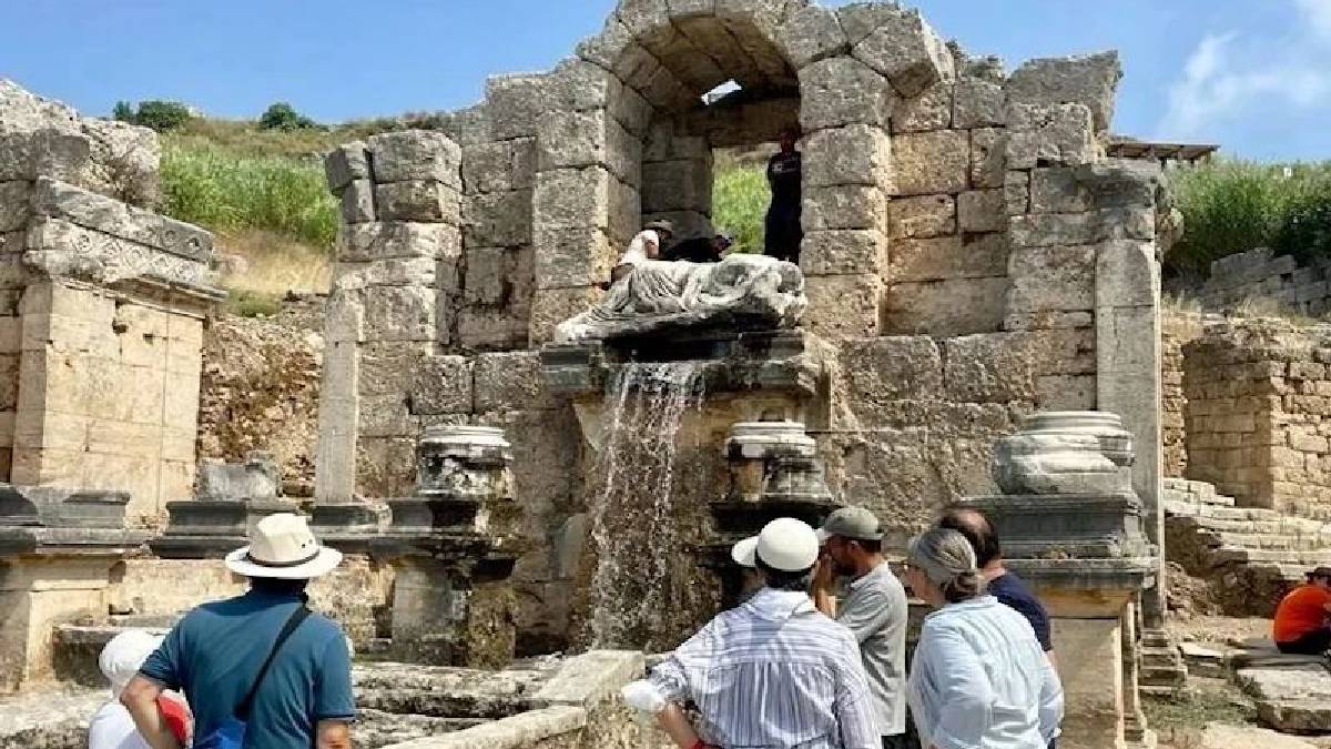 Türkiye’nin en gizemli noktası!1800 yıl sonra yeniden su aktı! Turizmin yeni kalbi olacak