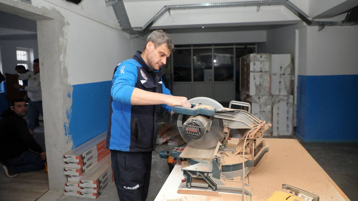 16 okulda bakım-onarım çalışması başladı