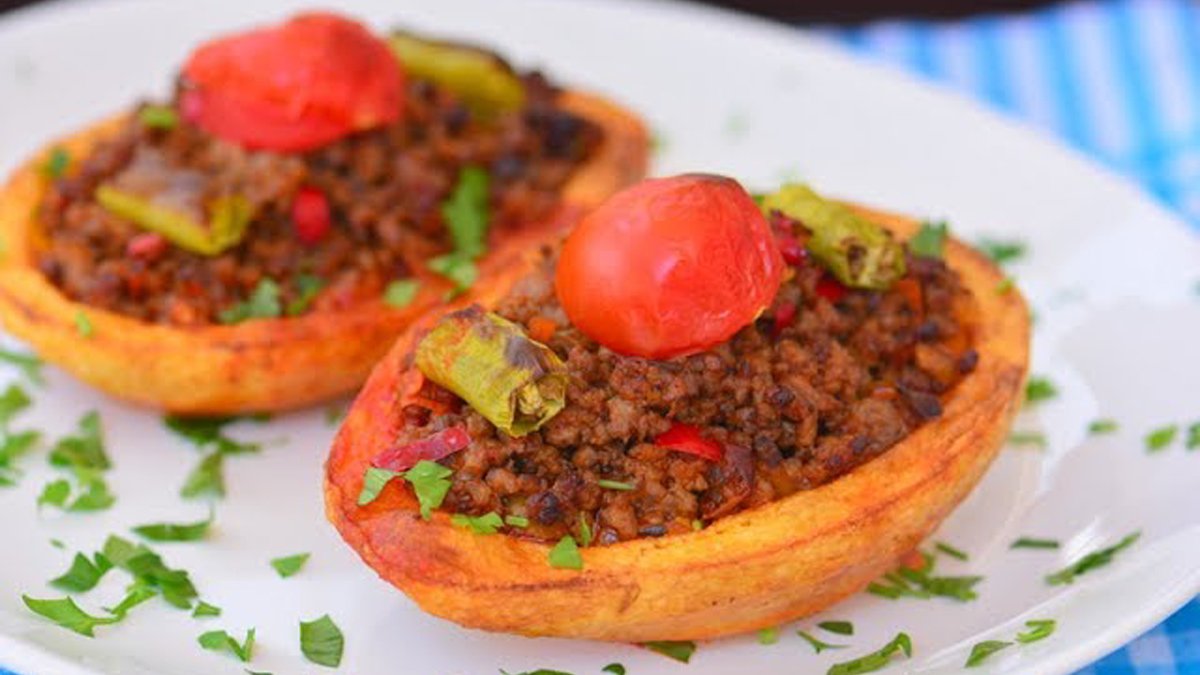 Tarif sordurur, kaynana çatlatır! Patatesin en güzel hali Tunus Kebabı, tepside bir tane kalmıyor