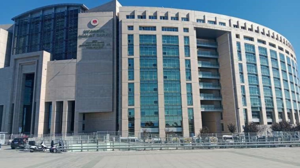 CHP Gençlik Kolları'ndan 'Cem Aydın' çağrısı