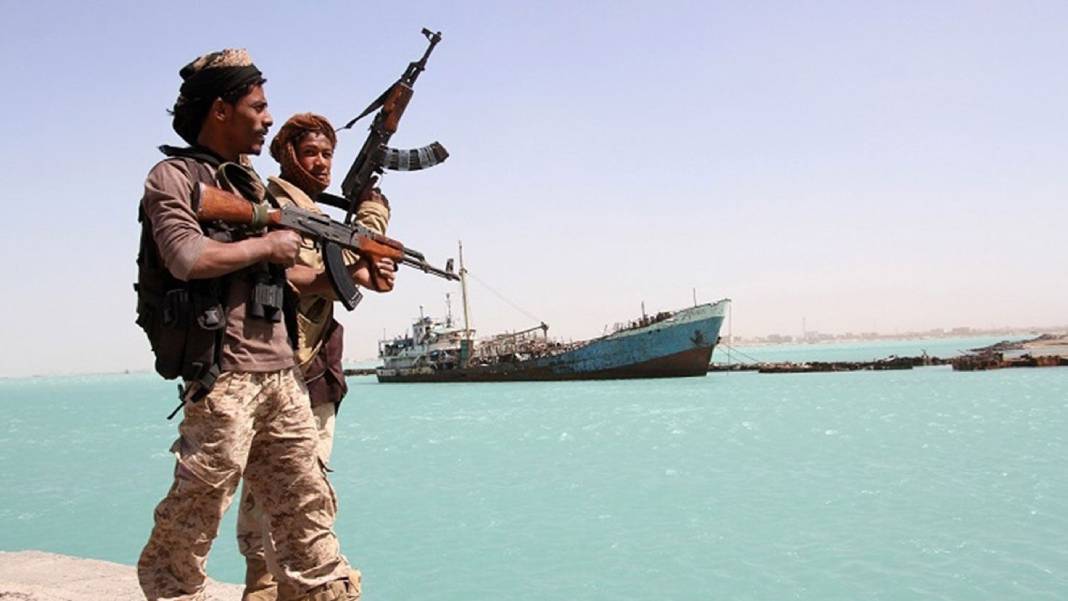 Husilerden ateşkes açıklaması: İsrail gemilerine saldırılar ateşkesin uygulanmasına bağlı