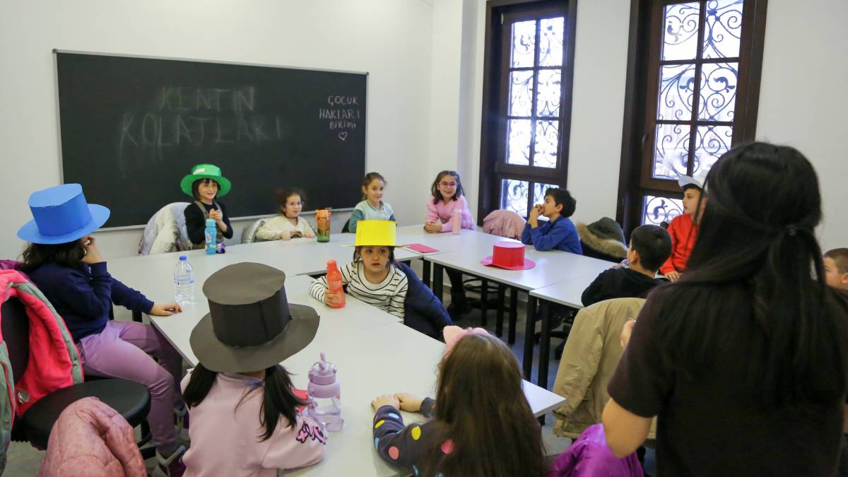 Çocuklar sömestr tatilini “Sanat Sokağı’nda” değerlendiriyor