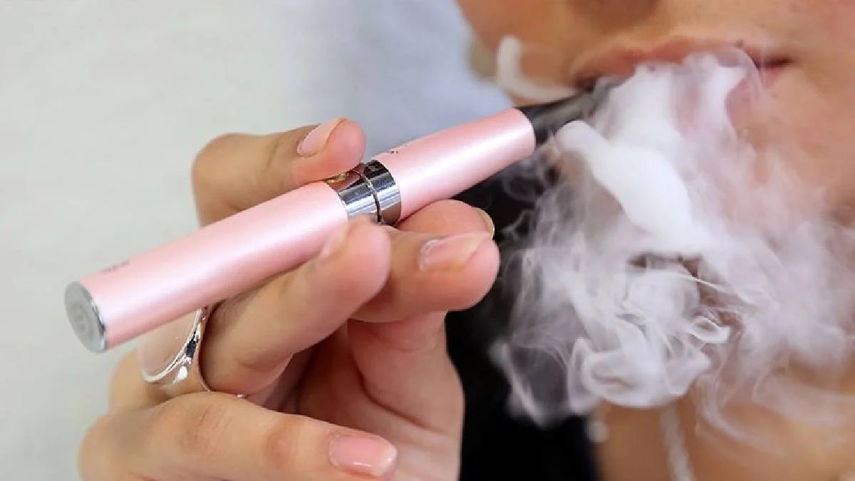 Elektronik sigara kullananları bekleyen bir tehlike daha Evali sendromu! Akciğerde kalıcı hasar bırakıyor