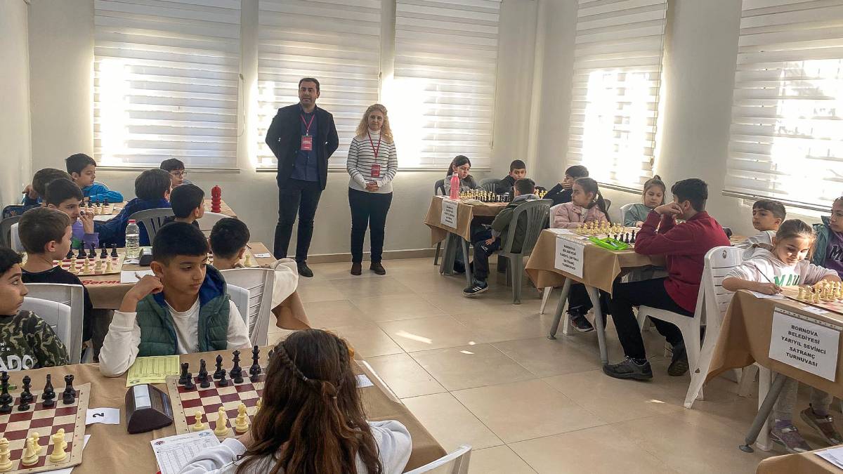 Öğrenciler için düzenlenen turnuva yarıyıl tatiline renk kattı