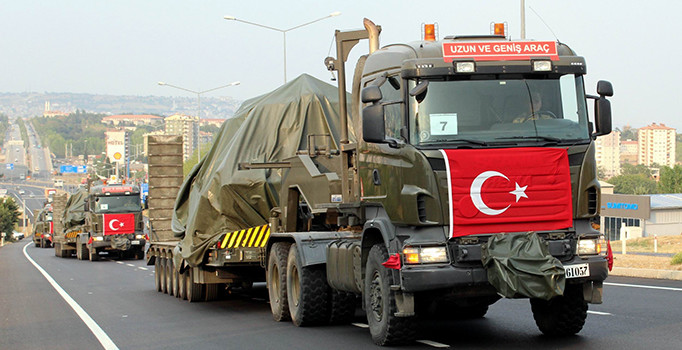 Esenler’de bulunan 66. Mekanize Piyade Tugayı’ndaki tanklar taşınmaya başlandı - Son dakika