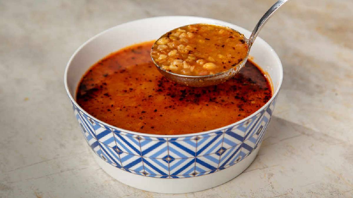 Çorba değil vitamin deposu! Evdeki tüm malzemeleri değerlendirme tarifi! Bunu içen hastalık yüzü görmez