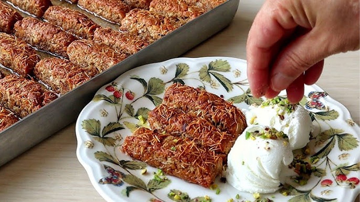 Marketlerde kadayıf kalmayacak! Deneyen herkesten beğeniyi kapıyor: Baklavayı bile solda bırakan tatlı