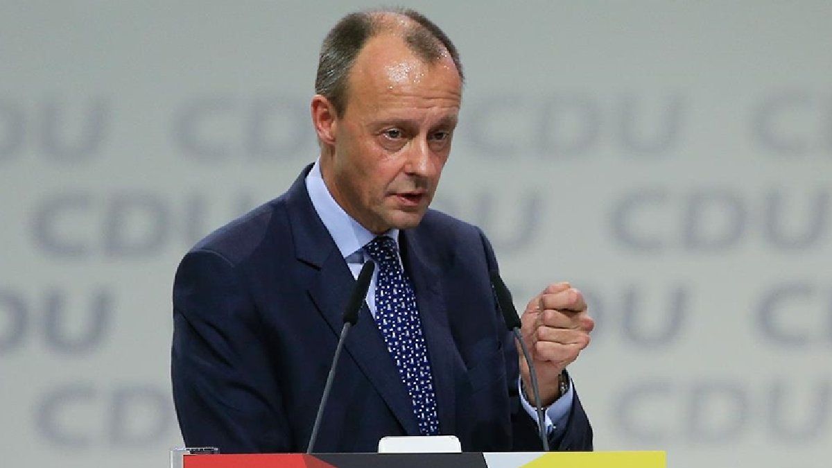 Almanya’da başbakan adayı Merz’den ‘Göçmenlere yasak’ vaadi