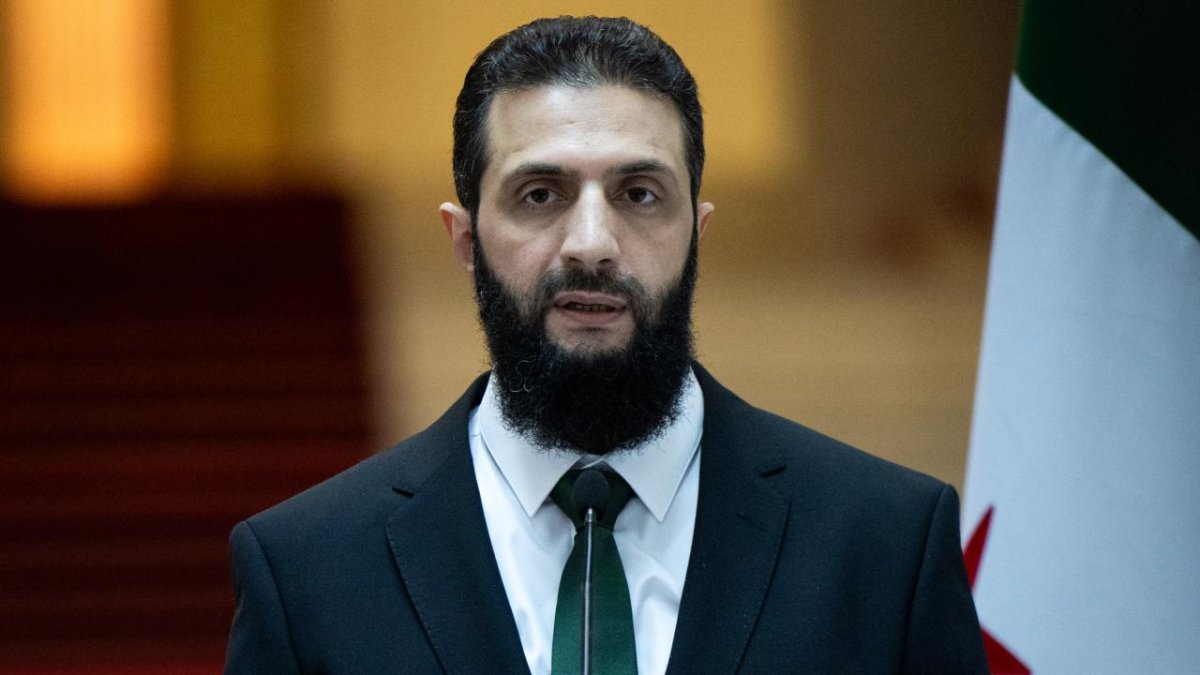 Şara: Türkiye’yi hedef alan gruplara geçit verilmeyecek