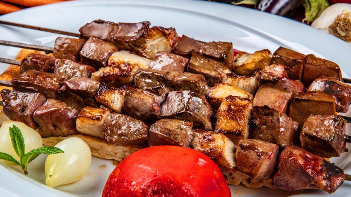 Ciğer yemeye ciğercilere gitmeyin! Herkes evinin ustası olacak! Tüm püf noktalarıyla kuzu ciğer tarifi