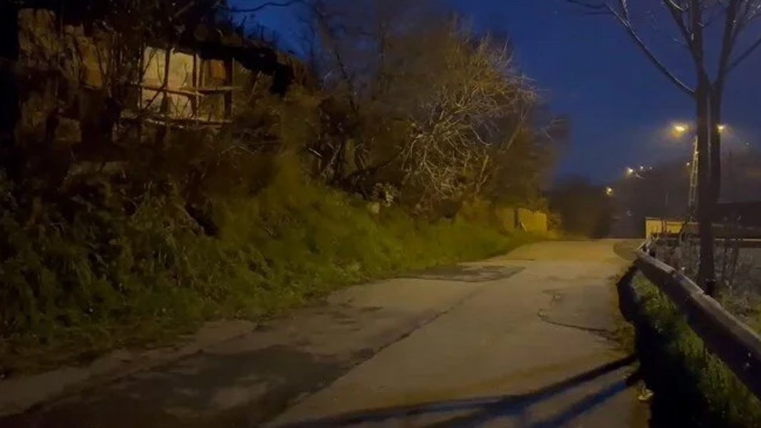 Üsküdar'da gecekondu yangını: 2 ölü