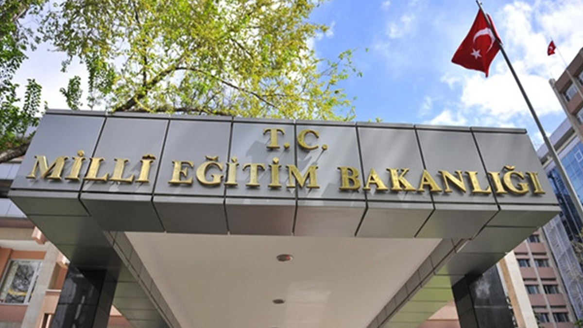 MEB: Özel okulların 'diğer ücretler' adı altında ücret talep etmeleri yasal değil