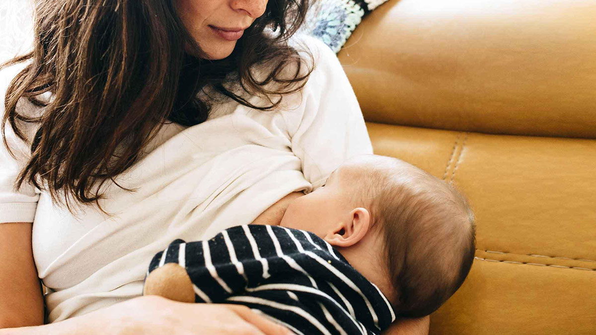 Bakanlıktan flaş karar: Anne sütünün perakende satışı yasaklandı! Artık ticareti yapılmayacak