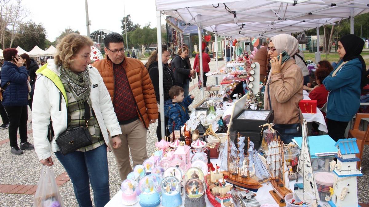 Sevgililer Günü Pazarı’na geri sayım başladı