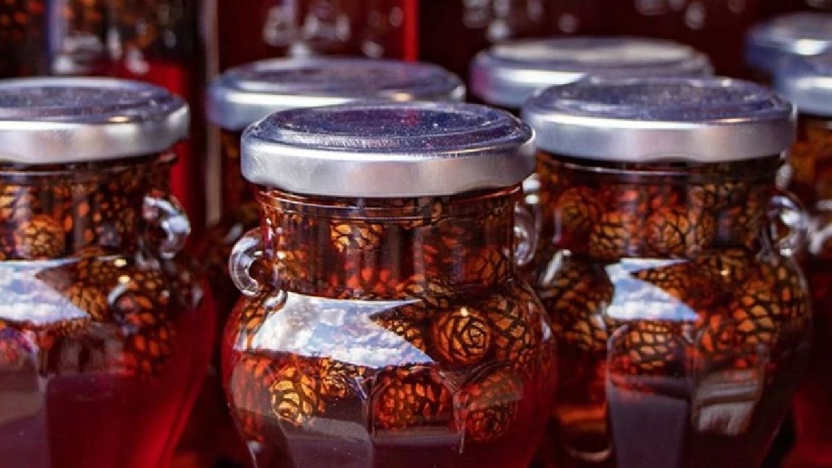 Bu hasat diğerlerinden çok farklı! 5 yılda bir yapılıyor, kilosu 1.500 TL ediyor: Yetiştirenin cebi dolup taşıyor